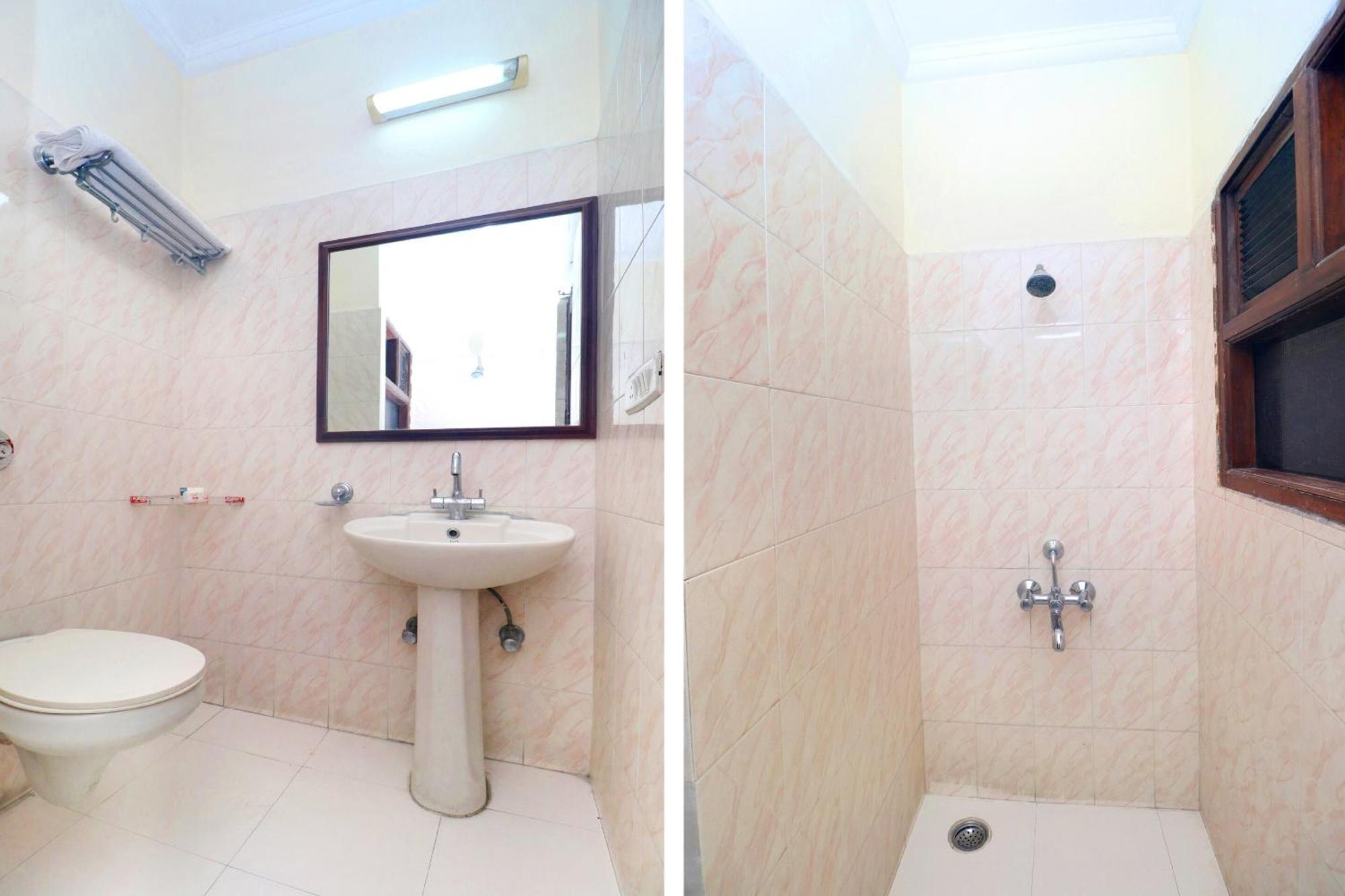 אמריצר Oyo Hotel Temple View מראה חיצוני תמונה