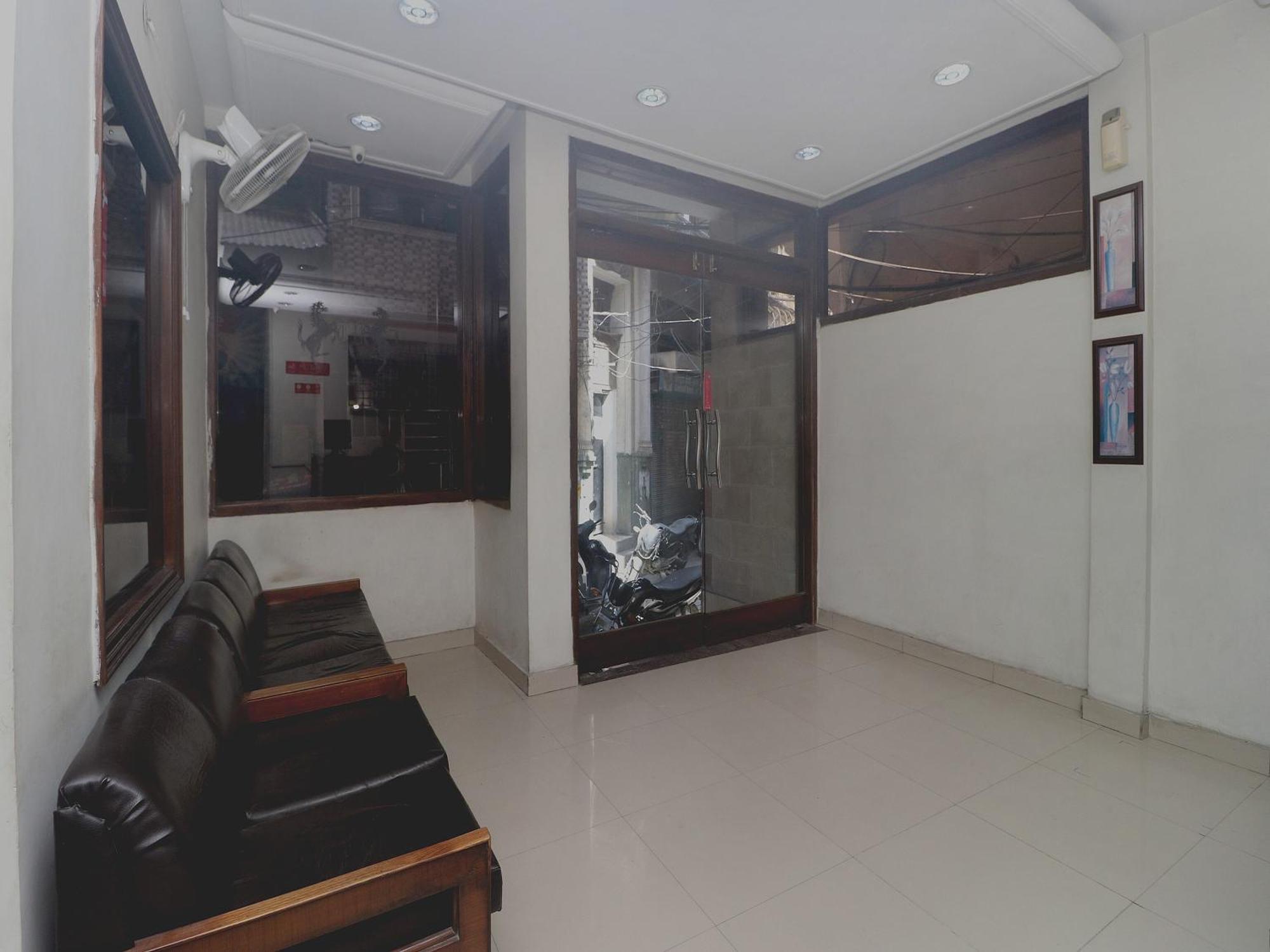 אמריצר Oyo Hotel Temple View מראה חיצוני תמונה